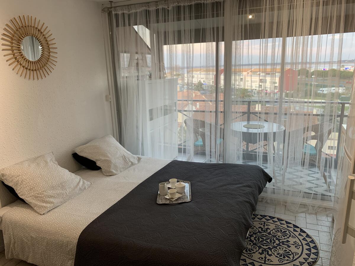 Apartamento Studio climatisé à 5 minutes de la plage Le Grau-du-Roi Exterior foto